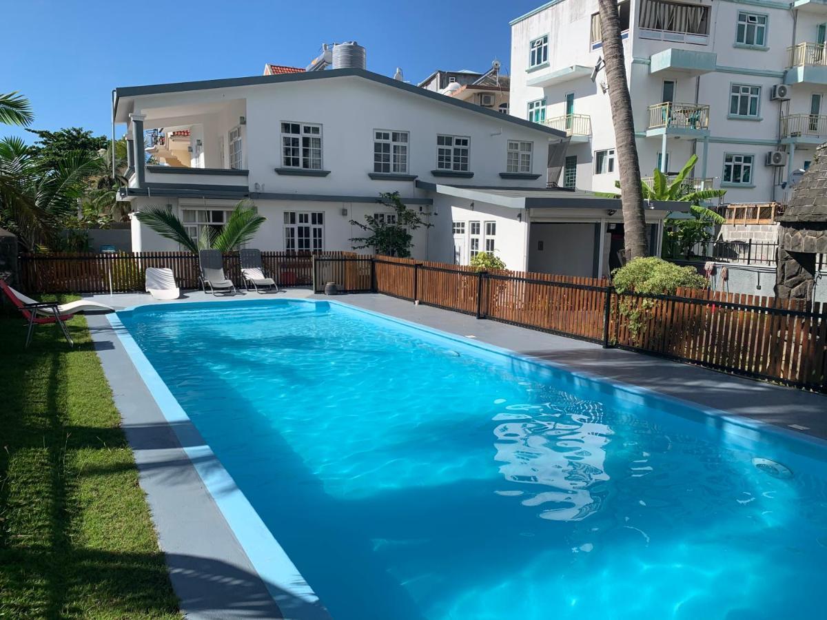 White Castle Villa Pereybere Beach Екстериор снимка